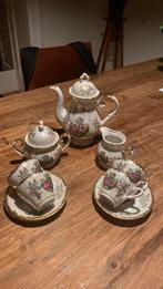Serviesje, Antiek en Kunst, Antiek | Servies compleet, Ophalen of Verzenden
