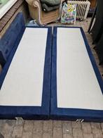 Gratis onderstel van een boxspring, Blauw, Gebruikt, 140 cm, Ophalen