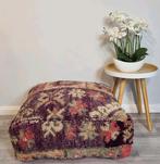 vintage poef, berber vloerkleden, vintage vloerkleed, poefs, Huis en Inrichting, Banken | Voetenbanken en Poefen, Nieuw, Ophalen of Verzenden