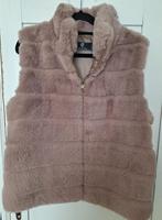 Nieuwe beige fluffy bodywarmer, Kleding | Dames, Bodywarmers, Ophalen of Verzenden, Nieuw, Maat 38/40 (M), Beige