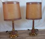 Twee vintage tafellampen van messing met lederen lampenkap, Huis en Inrichting, Lampen | Tafellampen, Gebruikt, Ophalen of Verzenden