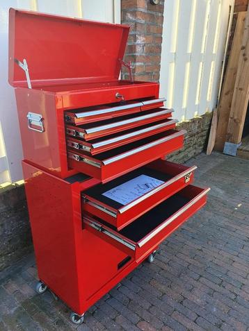 Nieuwe gereedschapswagen met opzetkist  €  150,00 beschikbaar voor biedingen