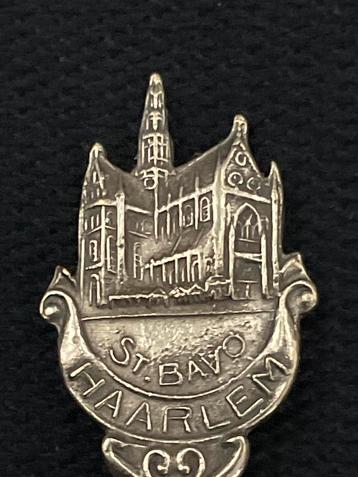 Lepeltje uit Haarlem beschikbaar voor biedingen
