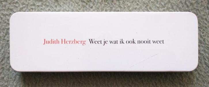 Weet je wat ik ook nooit weet - Judith Herzberg, Boeken, Gedichten en Poëzie, Zo goed als nieuw, Ophalen of Verzenden