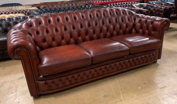 Prachtige Chesterfield Bank 3,5 Zits Light Rust. beschikbaar voor biedingen