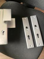 Deurbeslag 74 mm, Ophalen of Verzenden, Gebruikt, Koper of Messing, Klink of Kruk