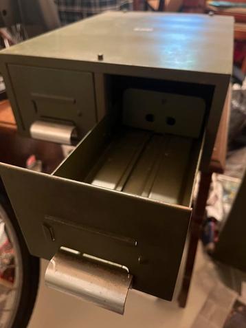 Vintage LIPS Metalen Archiefkast - 2 Lades Industrieel Desig beschikbaar voor biedingen