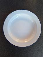 Witte vintage bord met blauwe rand, Gebruikt, Ophalen of Verzenden, Bord(en), Overige stijlen
