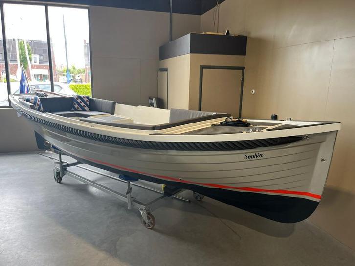 Kuperus 660 Demo met Helmstokbesturing Bj 2025, Watersport en Boten, Sloepen, Nieuw, 10 tot 30 pk, 6 meter of meer, Binnenboordmotor