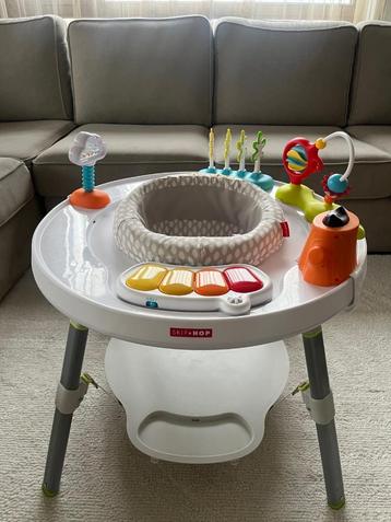 Skip Hop Explore & more speelcentrum -3-in 1  beschikbaar voor biedingen