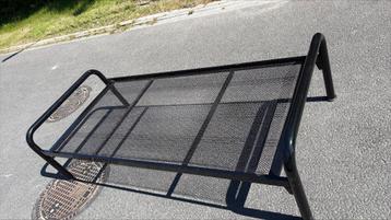 bedframe logeerbed beschikbaar voor biedingen