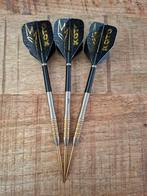 Grand Slam GEMS PREMIUM NT90% GOLDEN, Sport en Fitness, Darts, Ophalen of Verzenden, Zo goed als nieuw, Pijlen