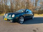 Jaguar S-Type 4.2 V8 R AUT 2002 Groen, Auto's, Automaat, Achterwielaandrijving, 109 €/maand, 520 pk