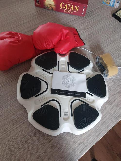 Boxing machine, boksen op muziek, Sport en Fitness, Overige Sport en Fitness, Zo goed als nieuw, Ophalen of Verzenden