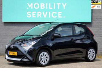 Toyota Aygo 1.0 VVT-i x-play AC Cam CarPlay CV beschikbaar voor biedingen
