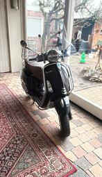 Vespa Primavera 50 - 2022 - Nette staat, Fietsen en Brommers, Brommers | Vespa, Ophalen, Gebruikt, Maximaal 45 km/u, Overige modellen
