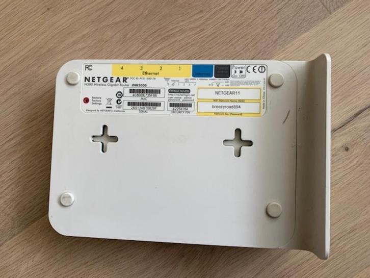 modem, Computers en Software, Routers en Modems, Zo goed als nieuw, Router met modem, Ophalen