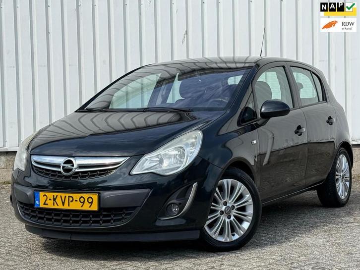 Opel Corsa 1.4-16V Cosmo StoelVerwarming,StuurVerwarming,Cli, Auto's, Opel, Bedrijf, Te koop, Corsa, ABS, Airbags, Airconditioning
