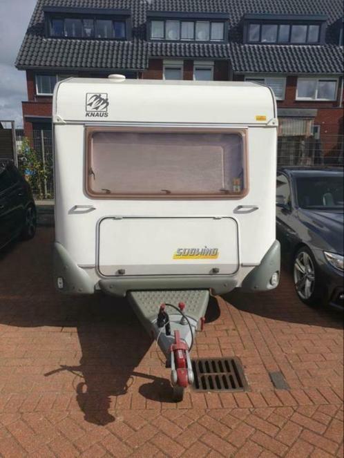 Knaus Sudwind 450 TK Caravan, Caravans en Kamperen, Caravans, Particulier, tot en met 5, 750 - 1000 kg, Rondzit, Knaus, Dwarsbed