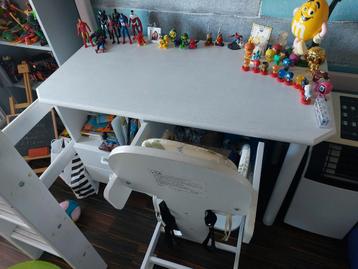 wit bureau 120x60x75cm beschikbaar voor biedingen