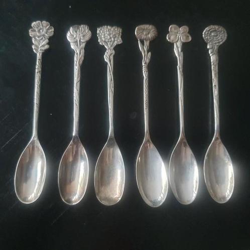 Zilveren theelepels met bloemen - 76 gram, Antiek en Kunst, Antiek | Goud en Zilver, Zilver, Ophalen of Verzenden
