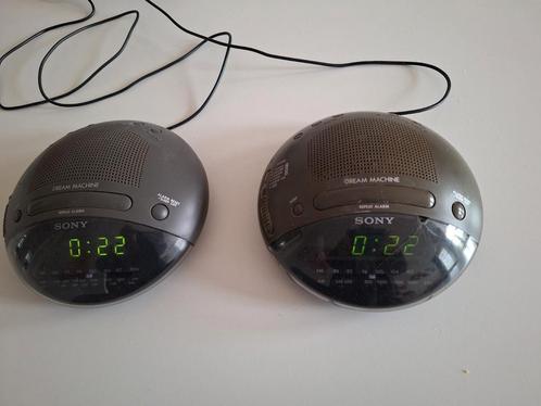 2x Sony Dream Machine model ICF-C 790L, Audio, Tv en Foto, Radio's, Zo goed als nieuw, Overige typen, Ophalen of Verzenden