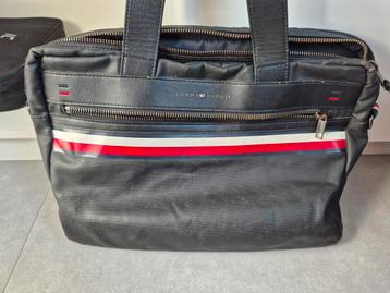 Tommy Hilfiger laptoptas – stijlvol en functioneel beschikbaar voor biedingen