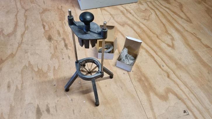 Fruit Snijder (Contacto), Huis en Inrichting, Keuken | Keukenbenodigdheden, Gebruikt, Ophalen