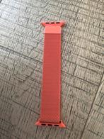 Apple Watch Bandje - Oranje Milanese Loop, Ophalen of Verzenden, Gebruikt, Bescherming, Apple iPhone