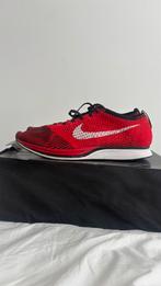Nike Flyknit Racer 43 University Red, Ophalen of Verzenden, Zo goed als nieuw, Schoenen