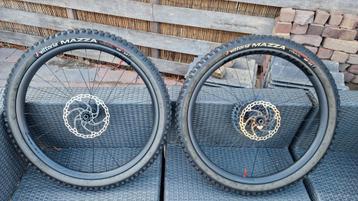 Bontrager Line Elite 30 TLR Boost 29" Carbon MTB Wielen beschikbaar voor biedingen