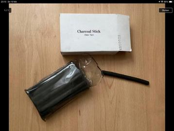 Doos met 15 stuks Charcoal sticks 12 mm.  (Nieuw)  beschikbaar voor biedingen