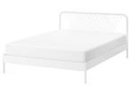 Wit Ikea bedframe Nesttun, 160x200, Huis en Inrichting, Slaapkamer | Bedden, Ophalen, Gebruikt, Wit, Tweepersoons