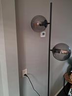 Moderne Staande Lamp met Glazen Bollen, Huis en Inrichting, Lampen | Vloerlampen, Ophalen, Zo goed als nieuw, Glas, Modern