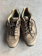 Lowa wandelschoenen maat 43 met groot onderhoud., Sport en Fitness, Ophalen of Verzenden, Zo goed als nieuw, Schoenen