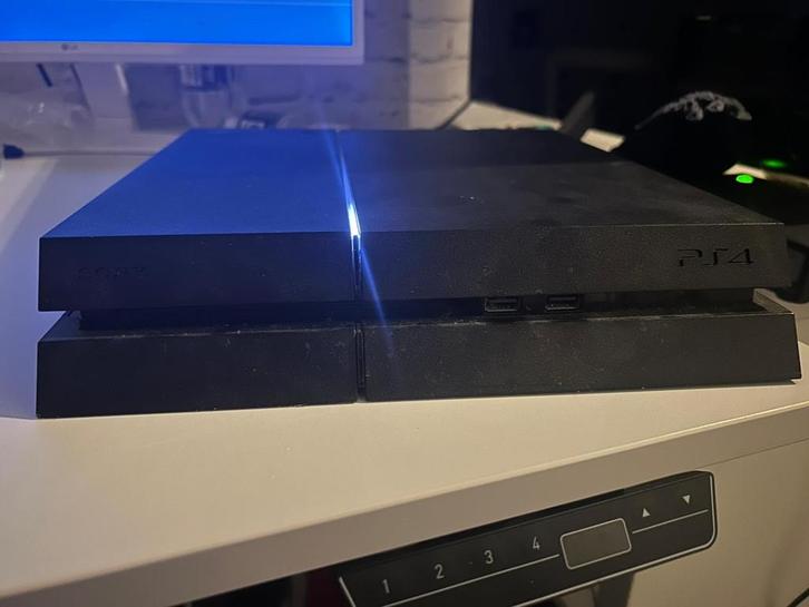 PS4 met Beeldscherm - Geen Controller, Spelcomputers en Games, Spelcomputers | Sony PlayStation 4, Gebruikt, Original, 500 GB