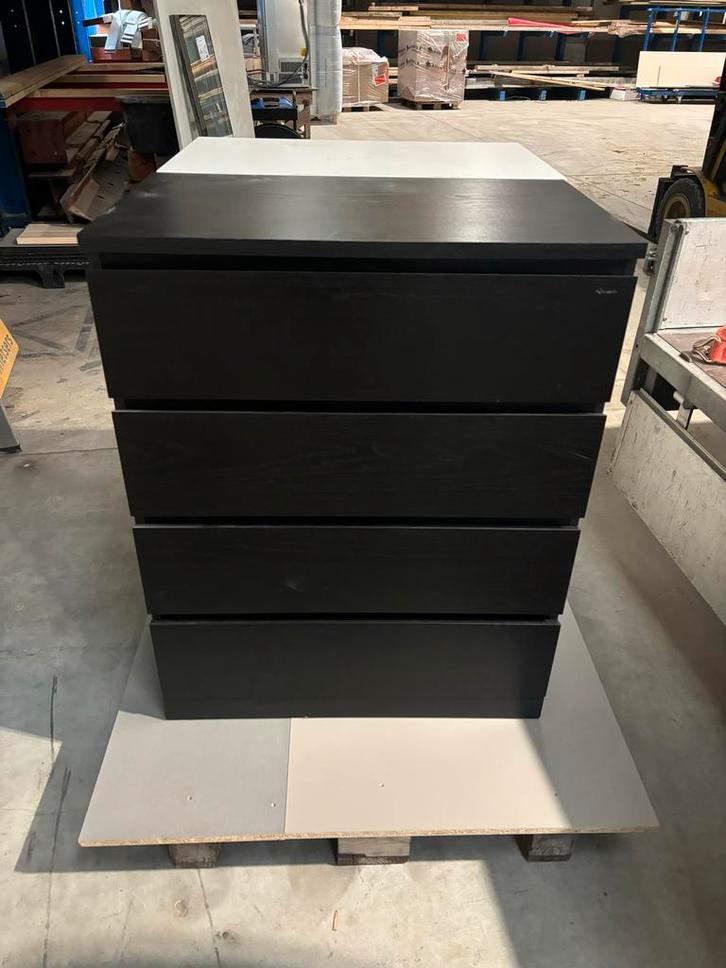 Malm IKEA kast met 4 lades, Huis en Inrichting, Kasten | Ladekasten, Gebruikt, 100 tot 150 cm, 50 tot 100 cm, 25 tot 50 cm, Kunststof