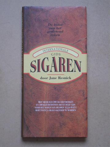 Internationale Gids Sigaren De kunst van het genietend roken beschikbaar voor biedingen