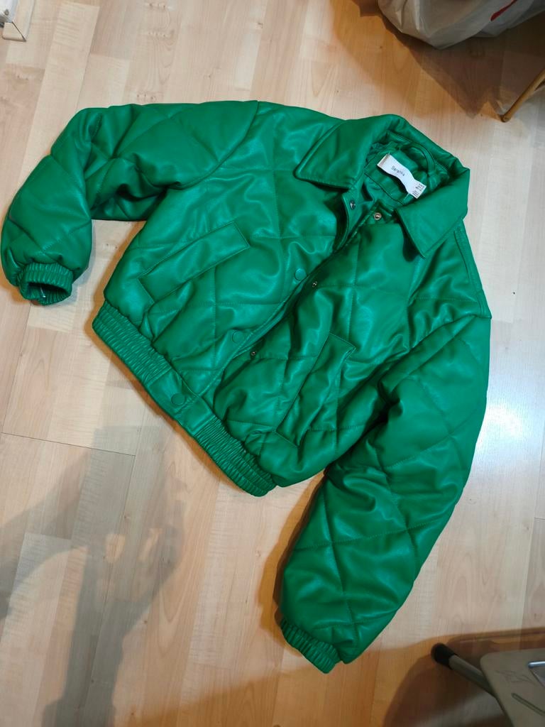 Groene bomber jas Bershka Maat S, Zo goed als nieuw, Maat 36 (S), Groen, Bershka
