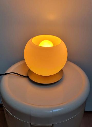 Tafellamp bollamp wit glas melkglas sfeerlicht mooie staat beschikbaar voor biedingen