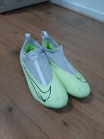 Nike phantom voetbalschoenen maat 38, Sport en Fitness, Schoenen, Gebruikt, Ophalen