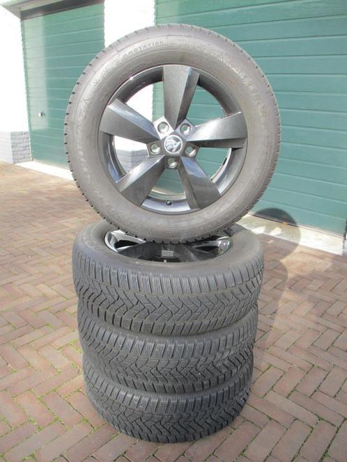 Orig. Skoda Karoq 16 inch winterbanden Nanuq IZGST, Auto-onderdelen, Banden en Velgen, Banden en Velgen, Winterbanden, 16 inch