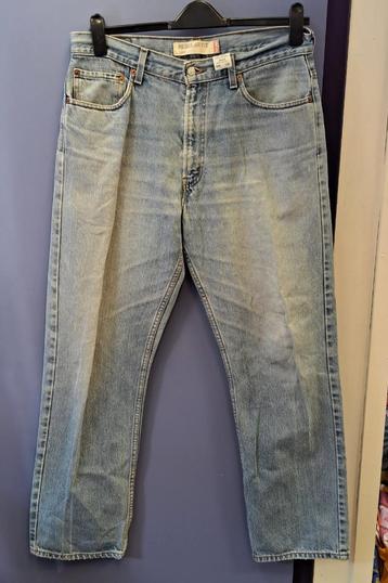 Klassieke Levi’s 505 jeans in licht blauw denim W36 nr 49386 beschikbaar voor biedingen