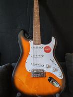 Squier Strat Elektrische Gitaar + Amp + Tuner + Stand, Muziek en Instrumenten, Ophalen, Zo goed als nieuw, Fender