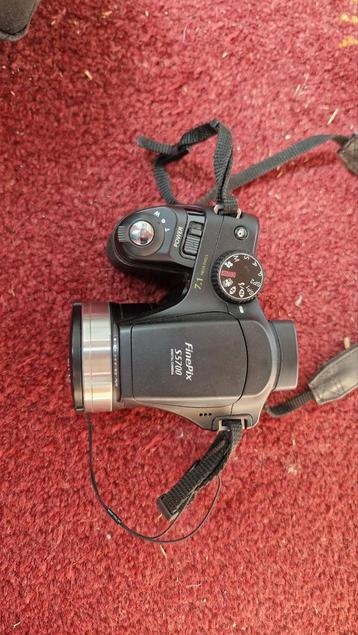 Fujifilm FinePix S5700 Camera met Tas beschikbaar voor biedingen