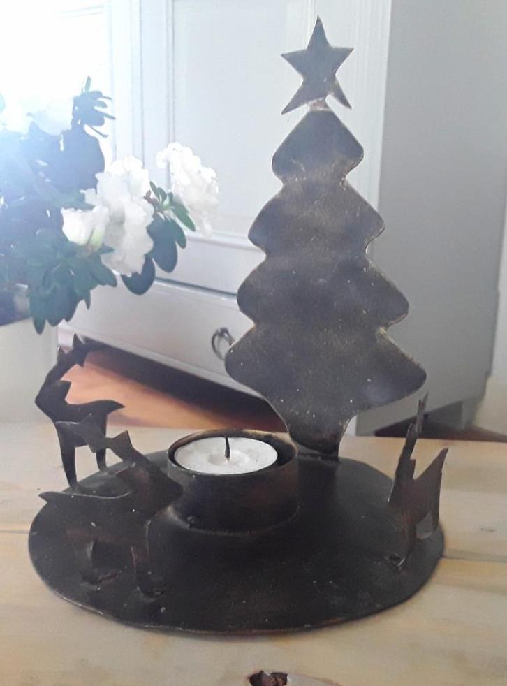 Metalen waxinelichthouder met rendieren en kerstboom - brons, Diversen, Kerst, Gebruikt, Ophalen of Verzenden