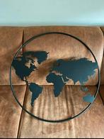 Metalen wereld bol, Huis en Inrichting, Woonaccessoires | Wanddecoraties, Ophalen, Zo goed als nieuw