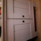 Opknapper.
Mooie stevige kast/commode., Ophalen, Gebruikt, 50 tot 70 cm, 100 cm of meer