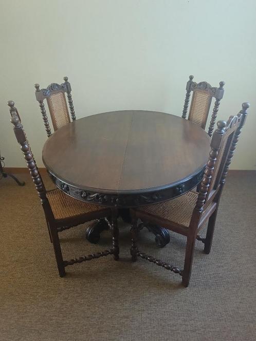 Antieke tafel met stoelen, Antiek en Kunst, Antiek | Meubels | Tafels, Ophalen