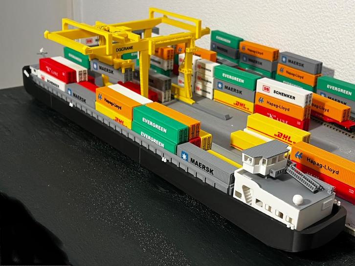 CONTAINER LIFT /  KRAAN / CONTAINERSCHIP 1:160, Hobby en Vrije tijd, Modeltreinen | N-Spoor, Nieuw, Overige typen, Gelijkstroom of Wisselstroom